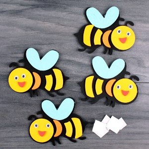 Пчелки наклейки